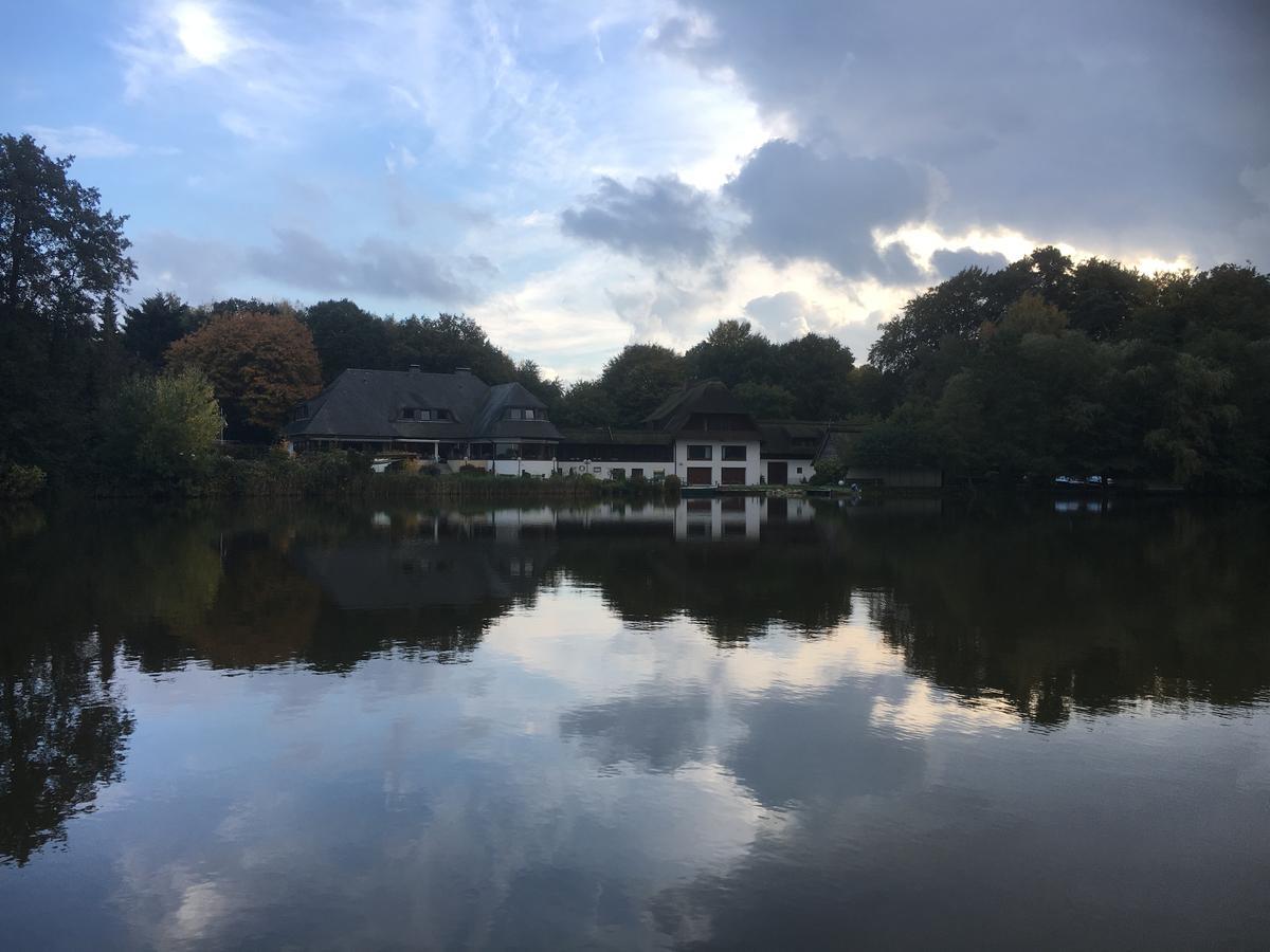 Fischerklause Am Lutjensee ภายนอก รูปภาพ